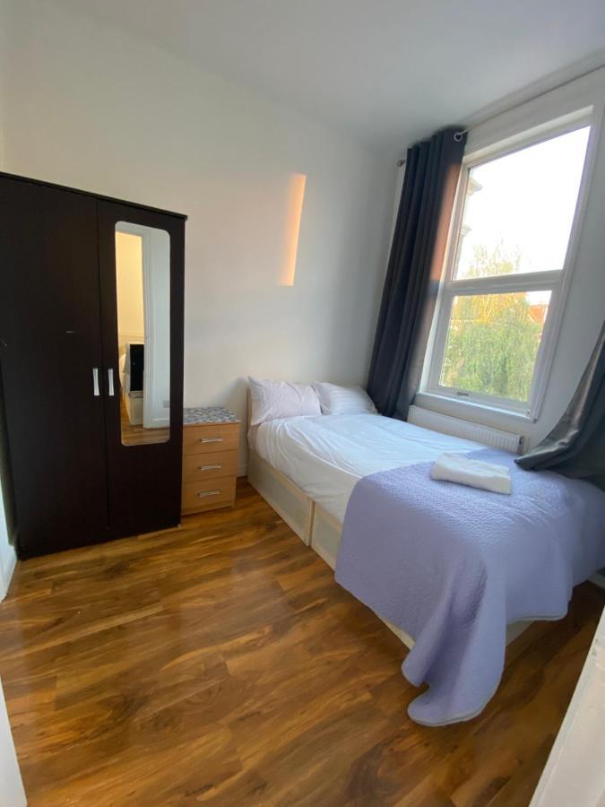 30 Willesden Lane London Eksteriør bilde