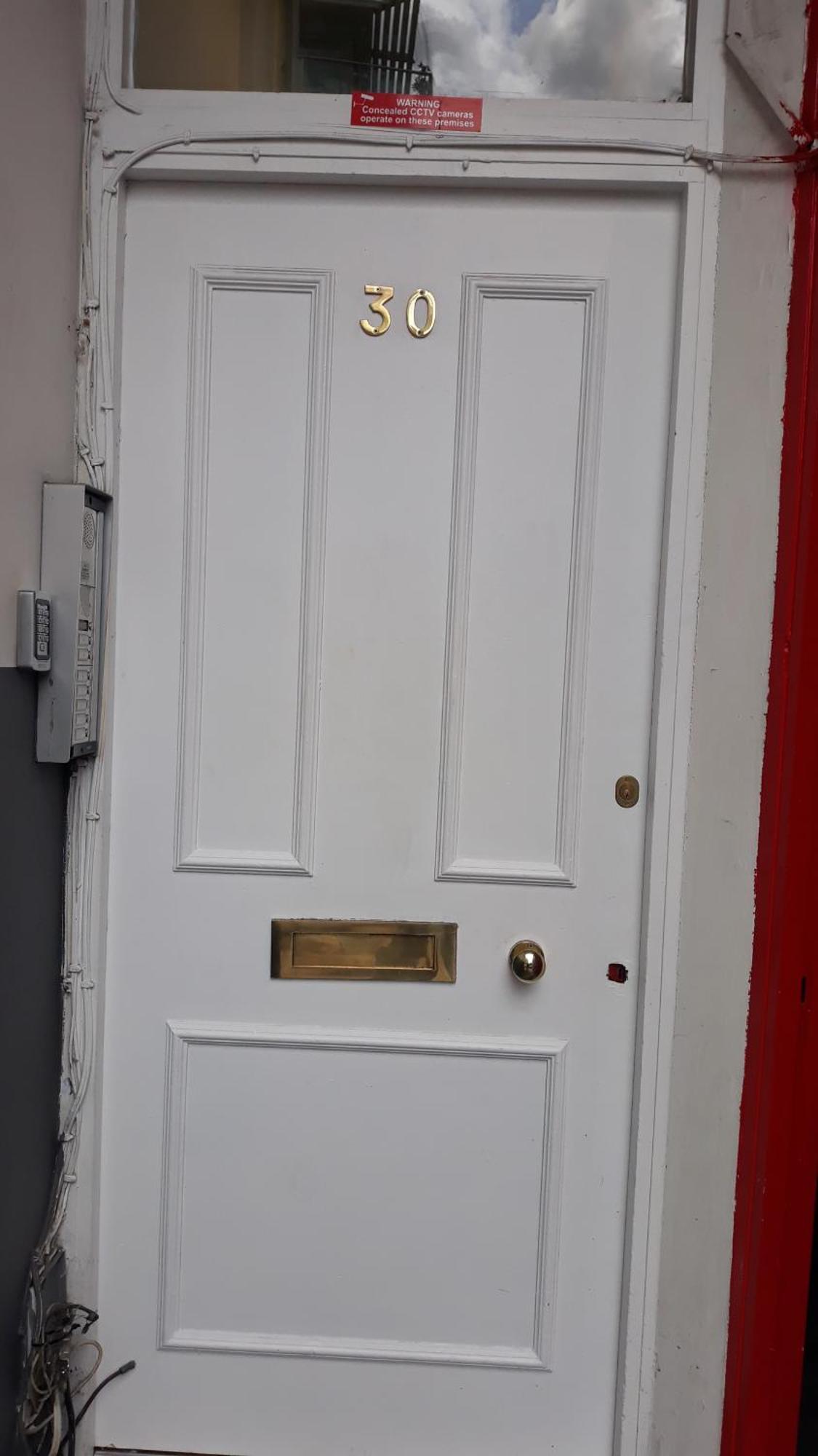 30 Willesden Lane London Eksteriør bilde